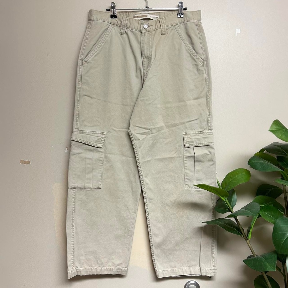 Vintage Levis Silvertab Khaki Baggy Cargo Pants Mens 33x28 Y2K Skater Retro